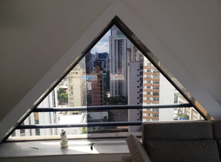 Insulfilm Comercial, Residencial e Automotivo no bairro Ouro Preto